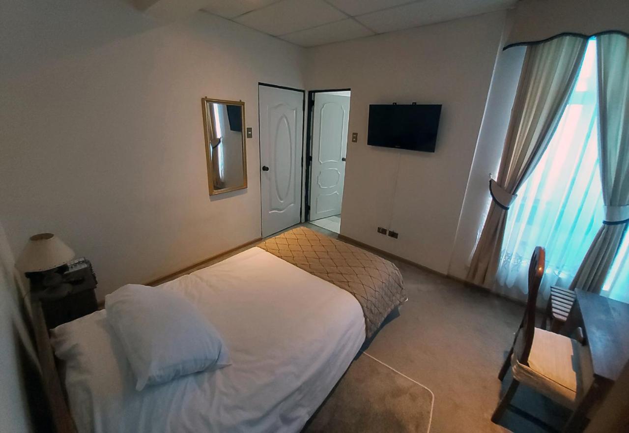 Hotel Esmeralda Castro Habitación foto